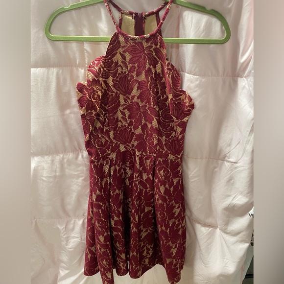 Charlotte Russe NWOT dress burgundy - Picture 2 of 7